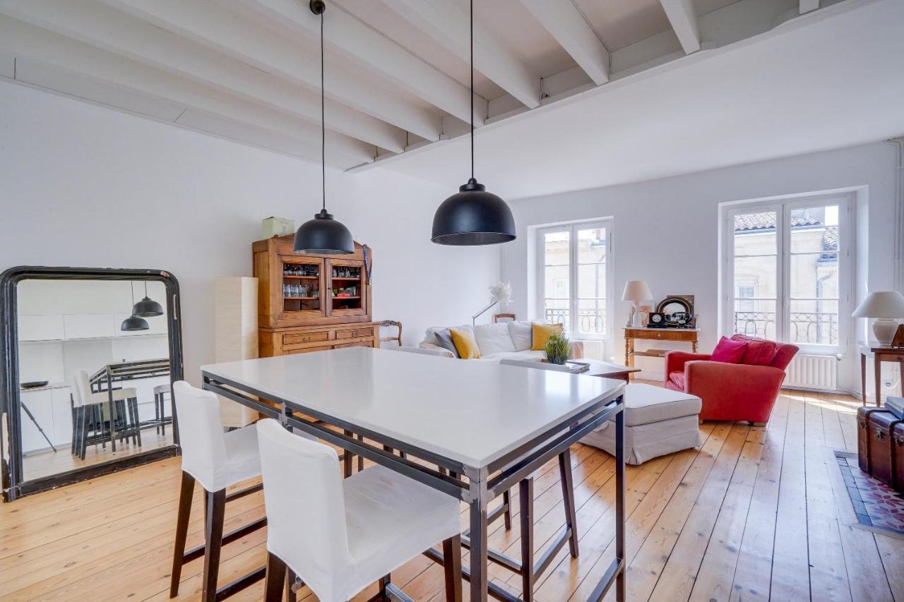 Le Hugue Up - Bel Appartement En Plein Coeur De Бордо Экстерьер фото